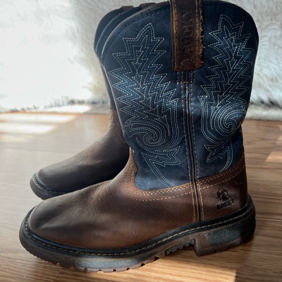Boys size 13.5 ROCKY cowboy boots - Picture 2 of 7